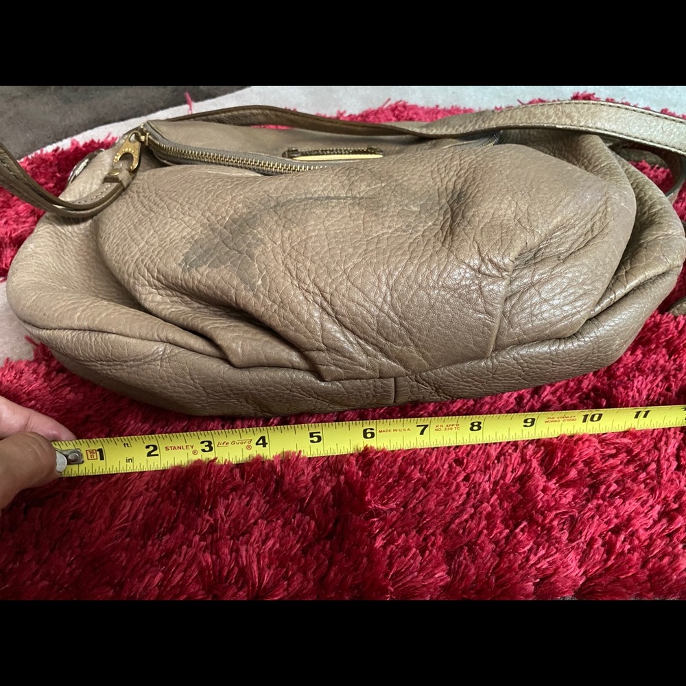 Marc Jacobs Sling Bag - Picture 3 of 5